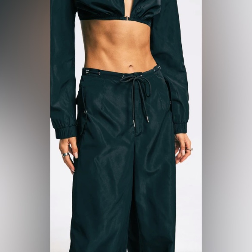 Solado Black Wide Leg Cargo Pant NWT